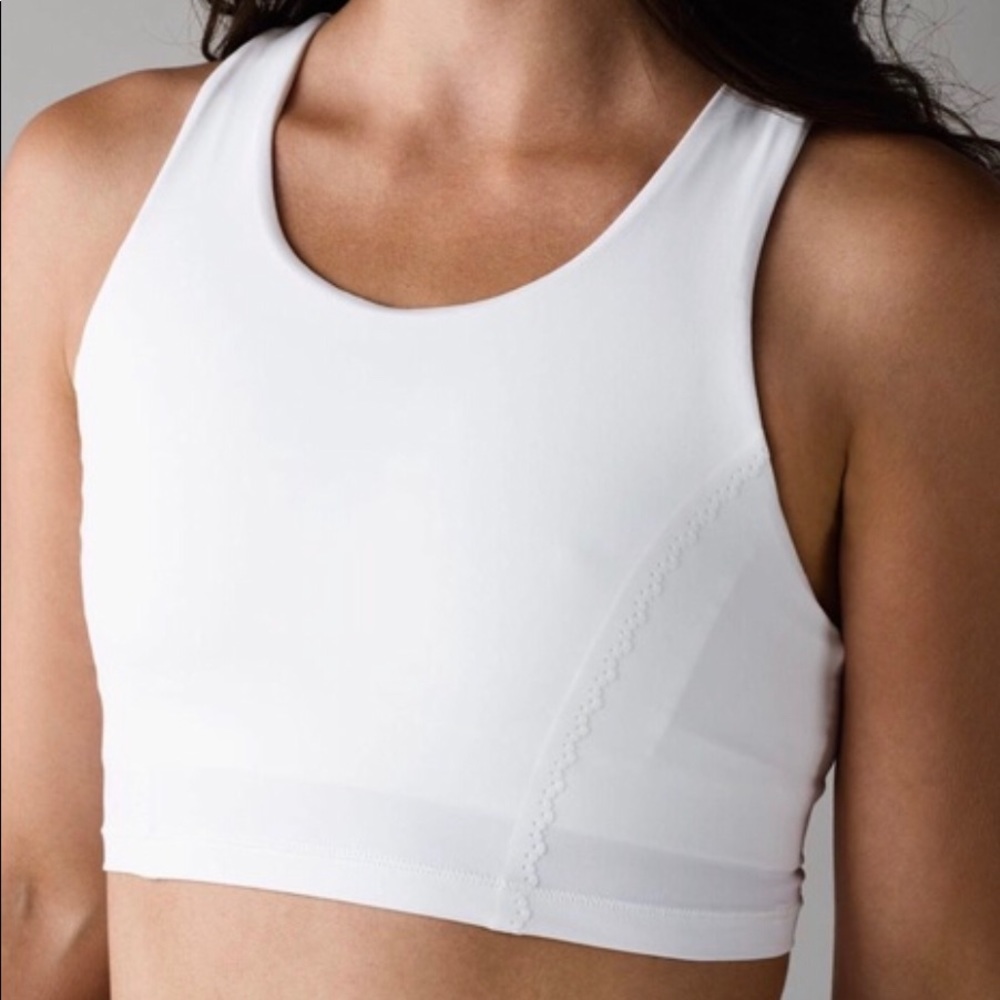 Lululemon white Fast as Light sports bra- sz 6